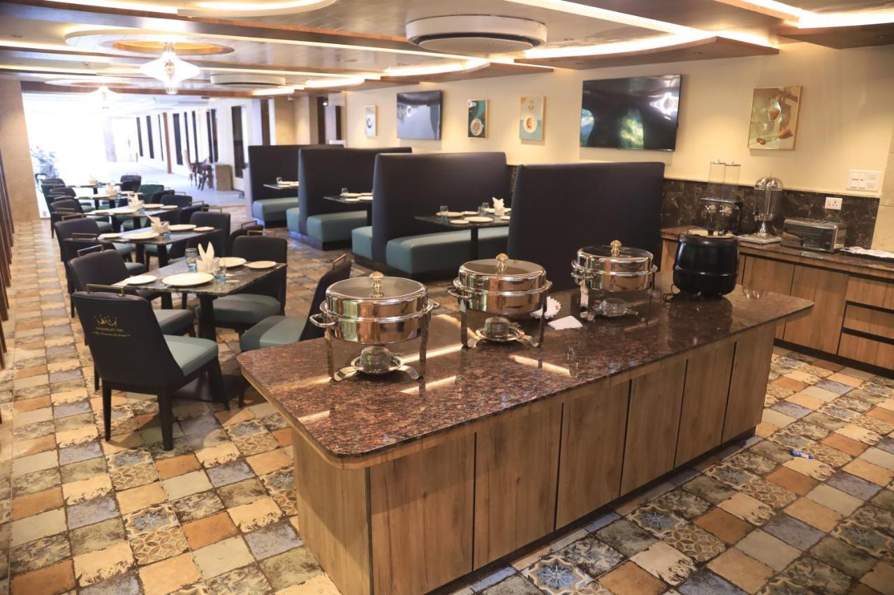 Kings Bury Inn 库姆巴科纳姆 外观 照片